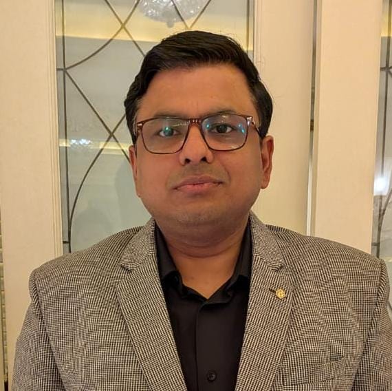 Dr. Amol Bansal